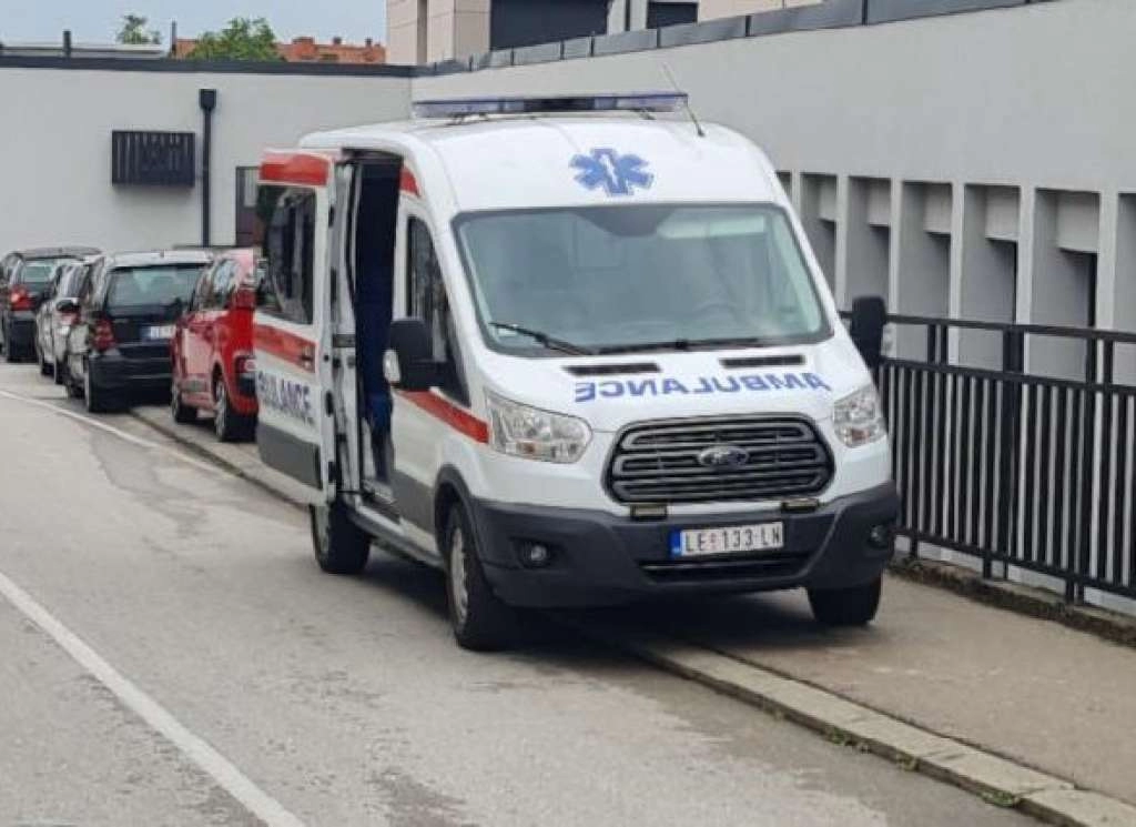 Beograd: Dječaku amputirani prsti zbog ozljede od petardi